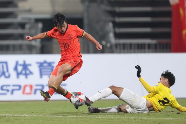 （体育）（1）足球——U17亚洲杯预选赛：中国胜文莱_XxjpseC000216_20251126_PEPFN0A001.jpg